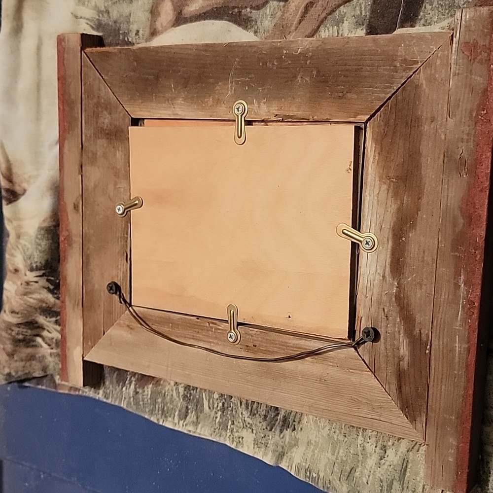 2 Rustic picture frames - Picture 3 of 6
